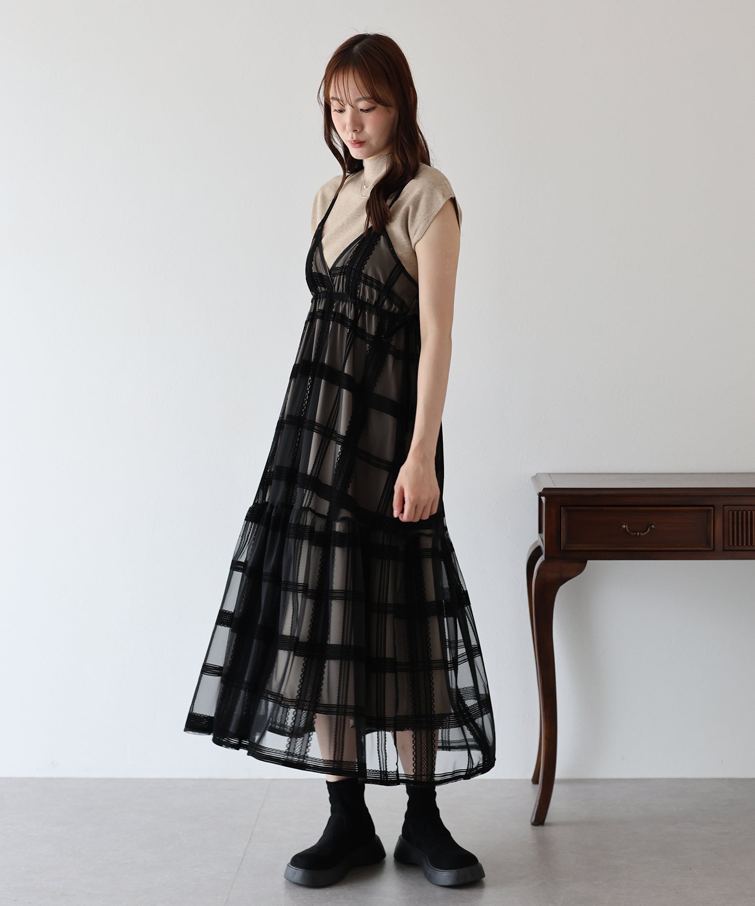 フロッキーチェックキャミワンピース