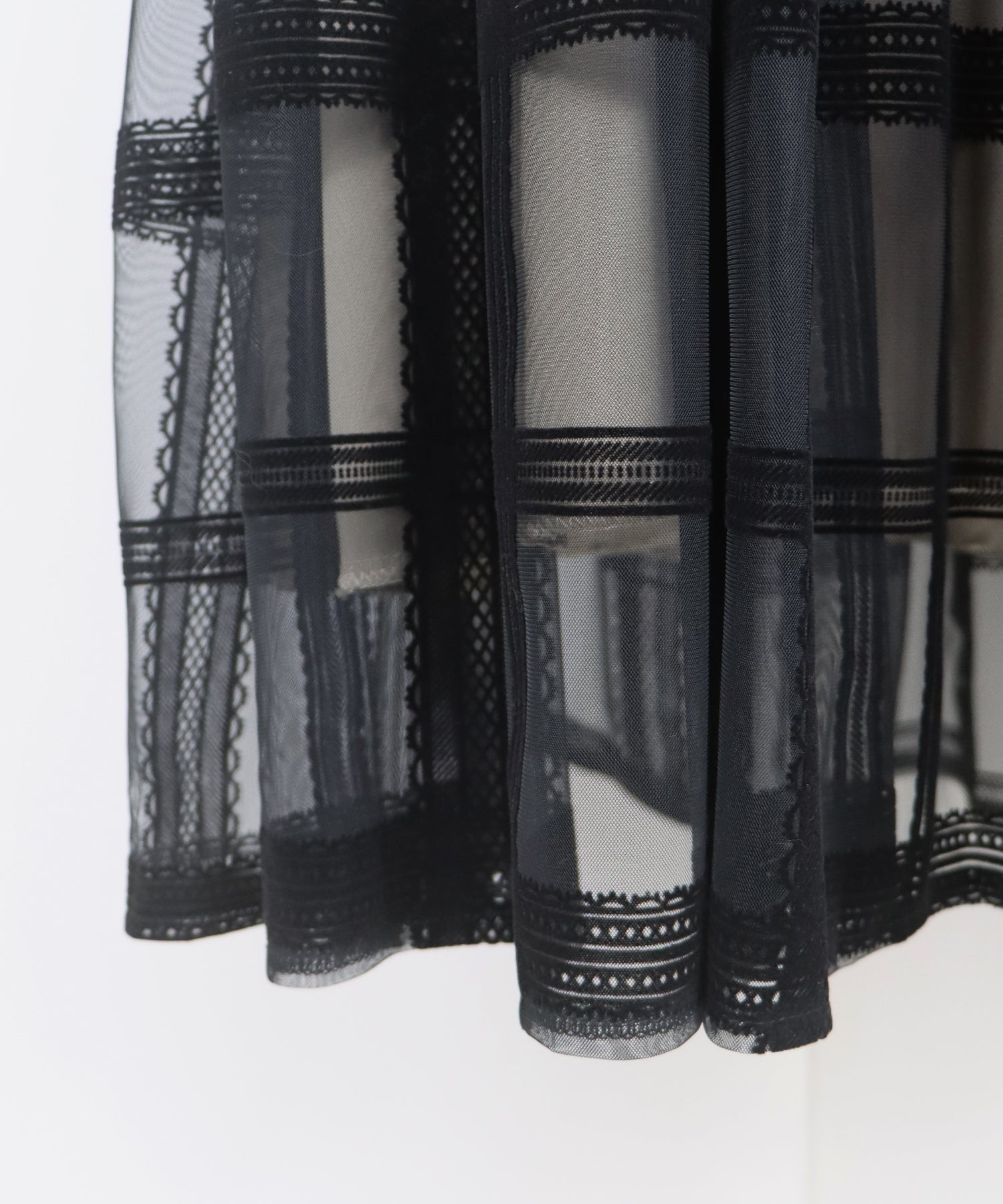 フロッキーチェックキャミワンピース