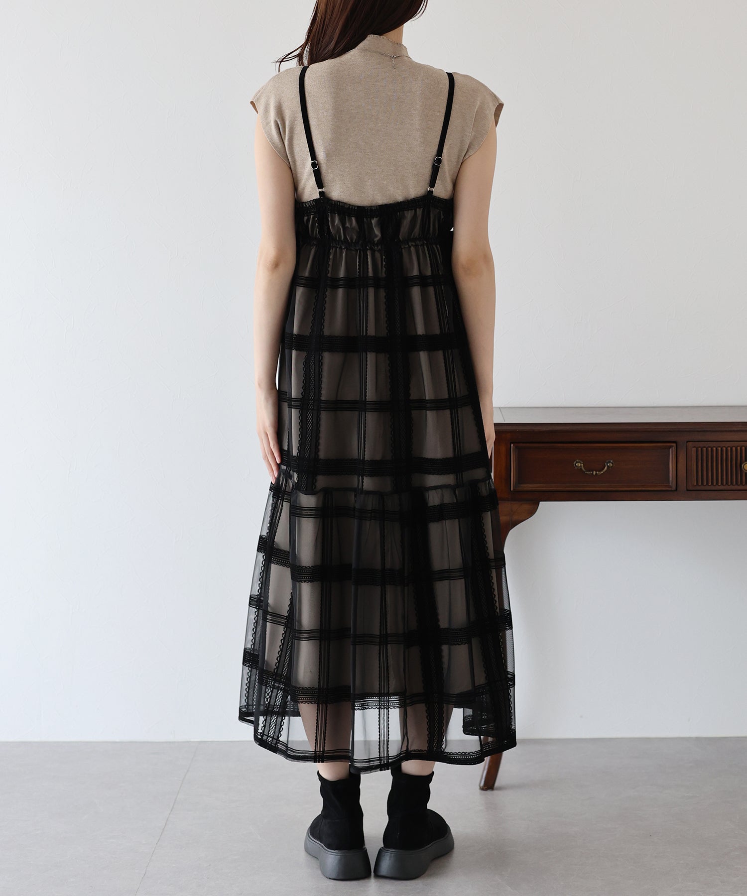 フロッキーチェックキャミワンピース