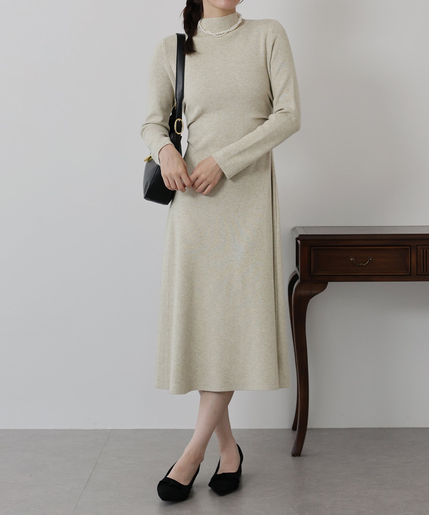 サイドタックニットワンピース