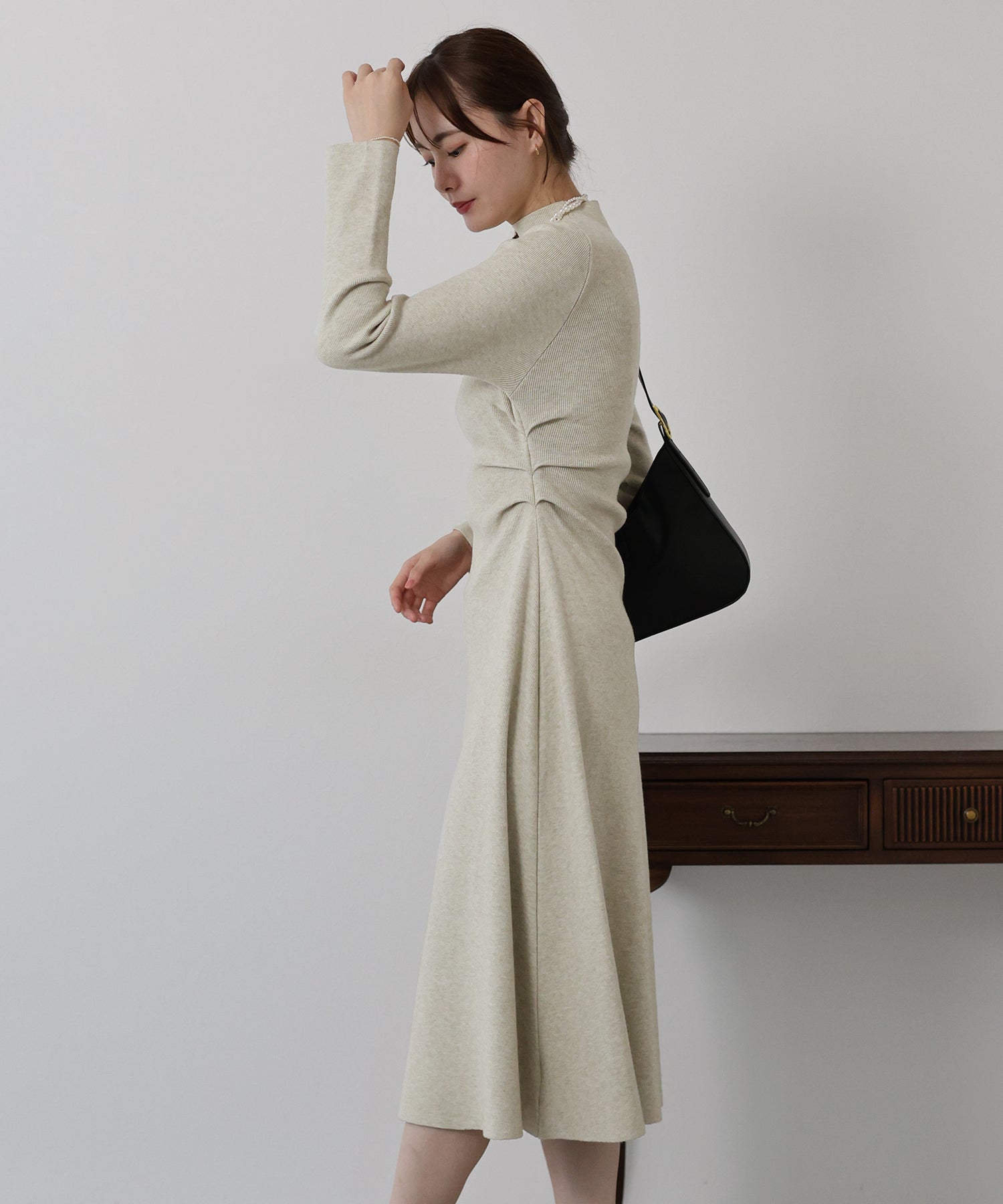 サイドタックニットワンピース