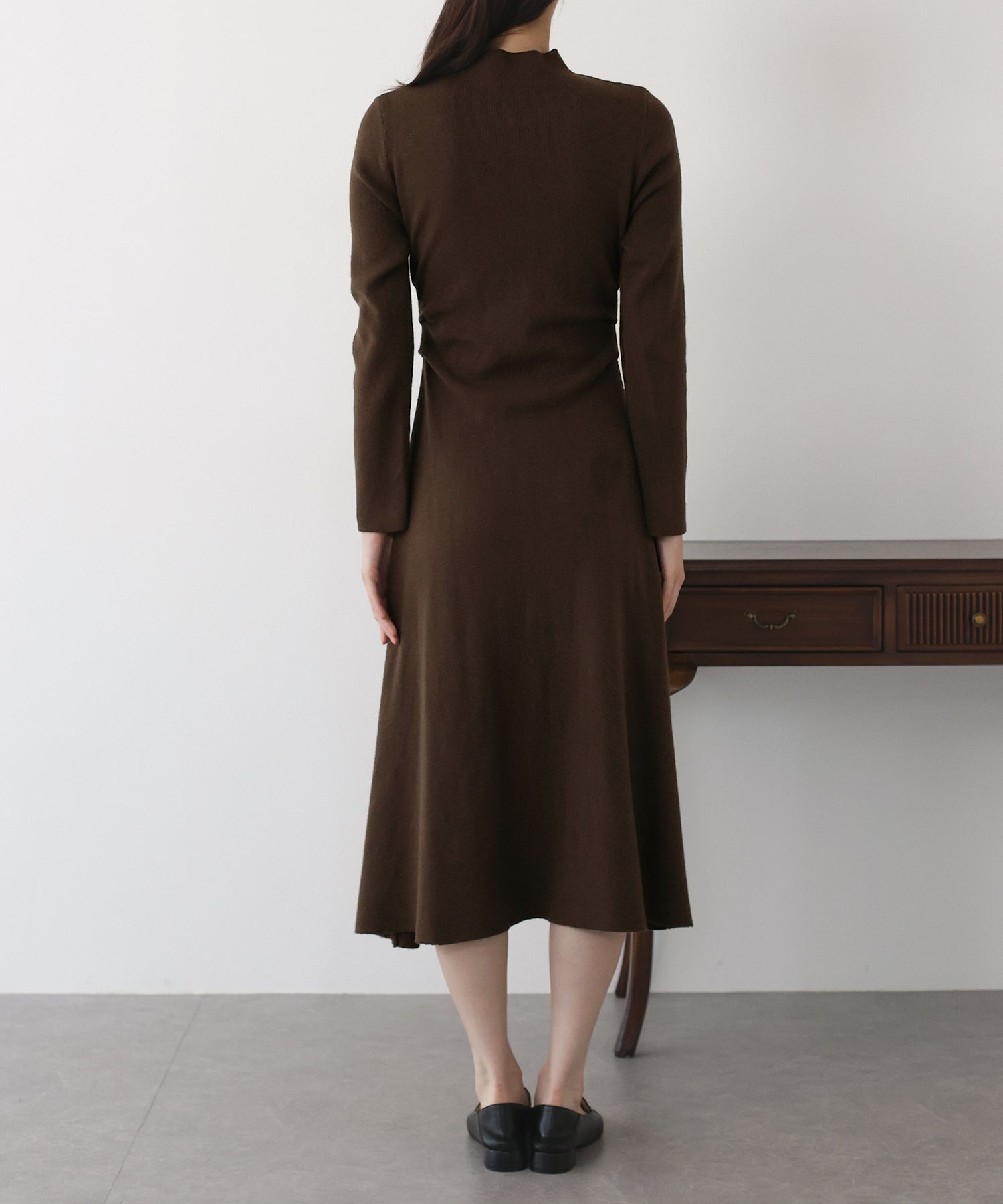 サイドタックニットワンピース