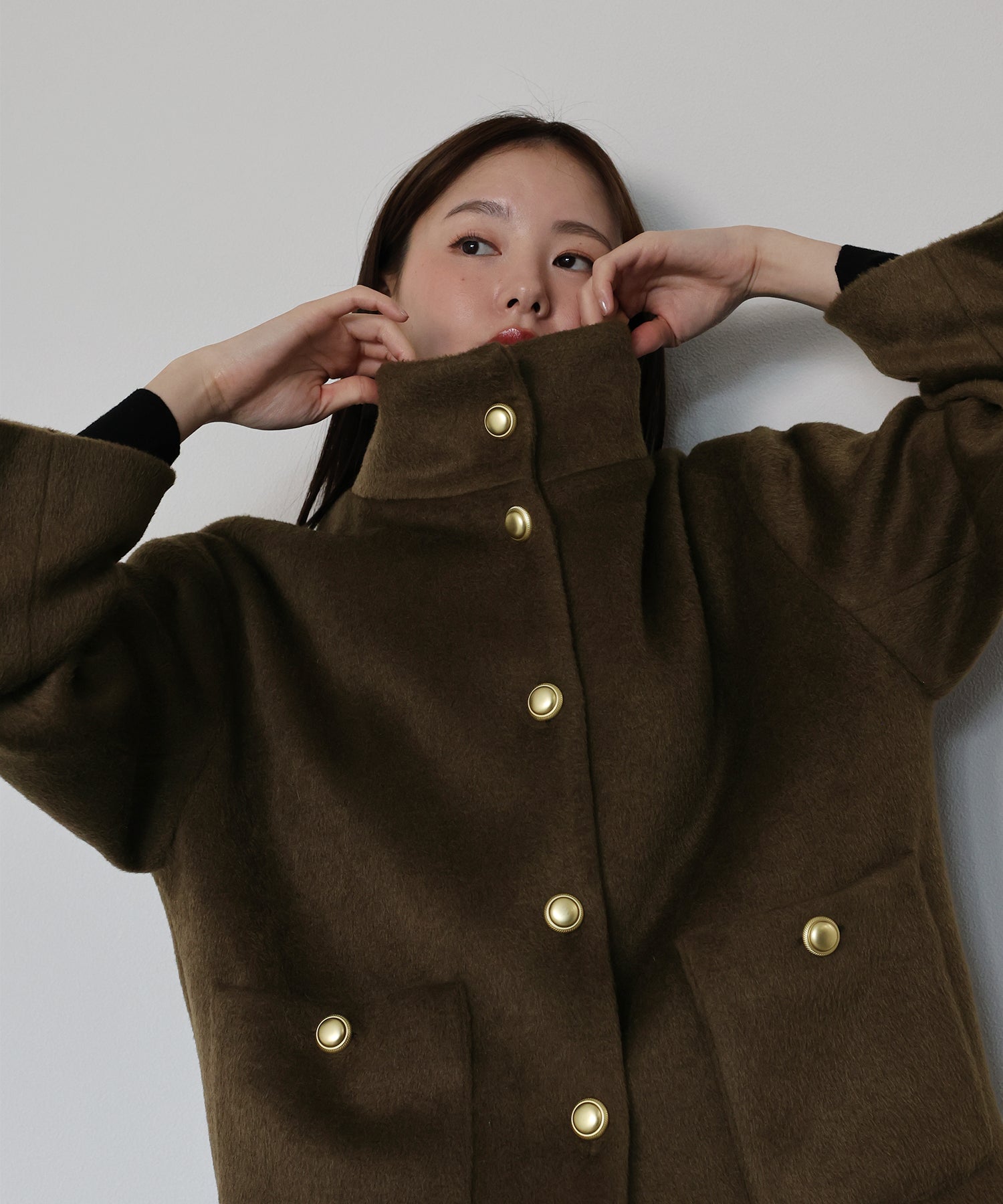 ゴールドボタンスタンドウールシャギーコート